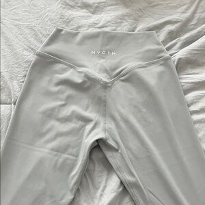 NVGTN flare light gray leggings